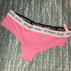 NEVER BEEN WORN!! VS panties 💕